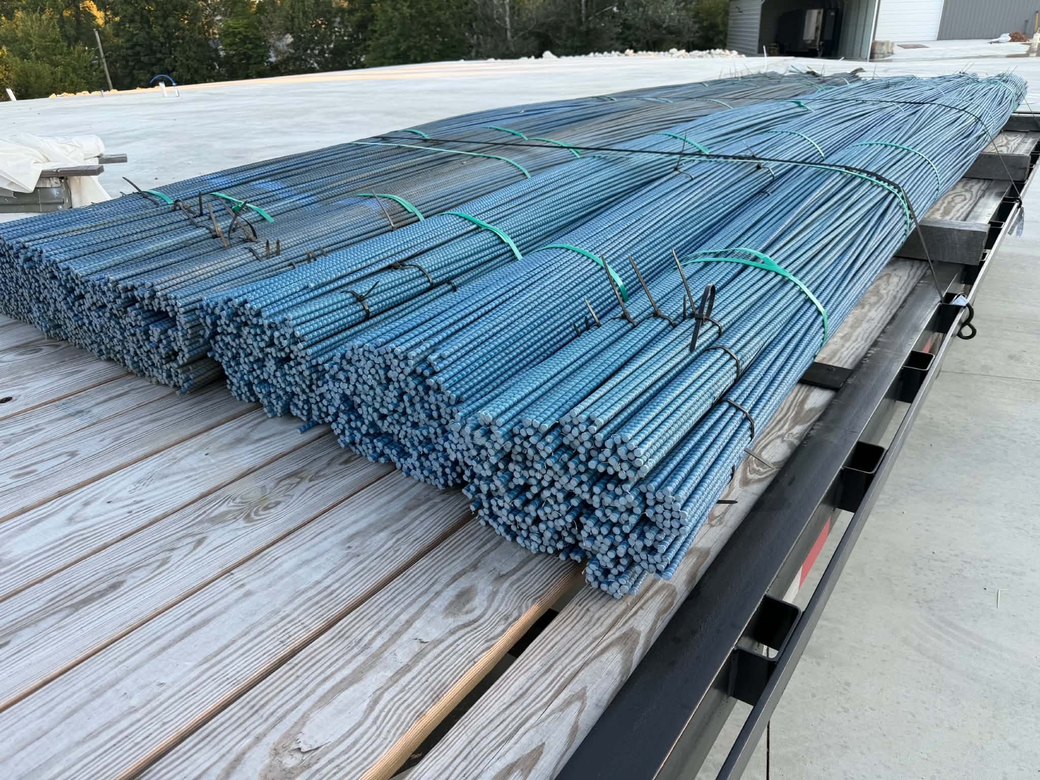 Steel rebar and concrete accessories